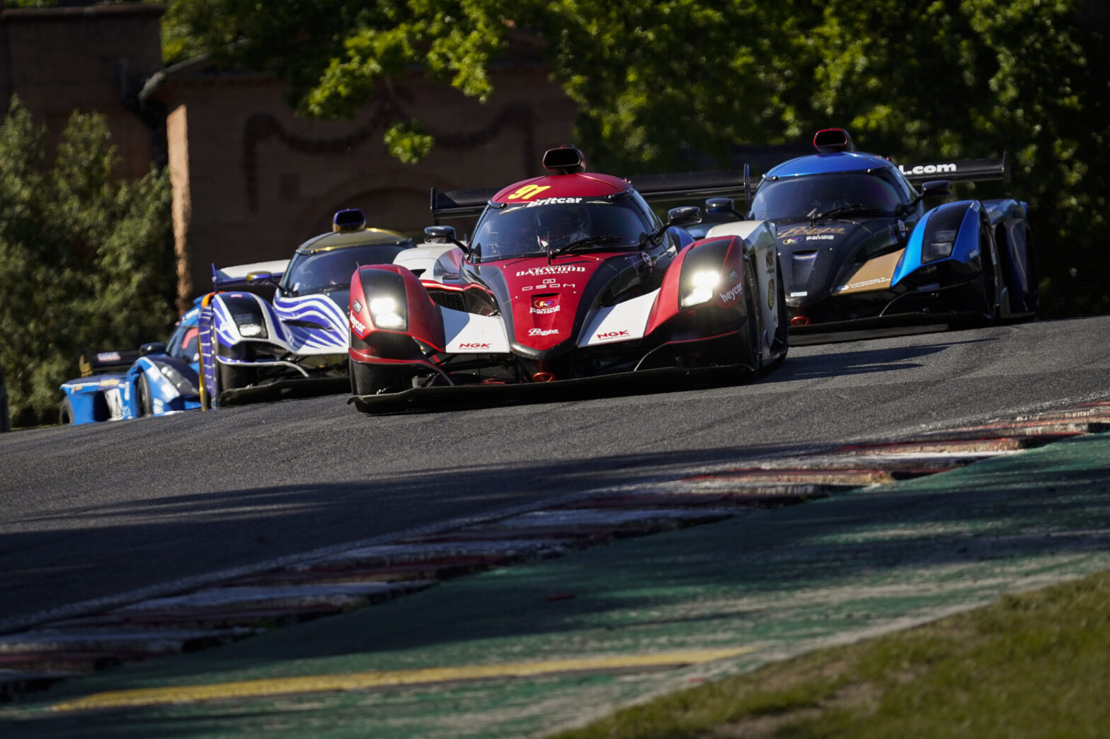 Praga on Cloud 9 with double victory for Praga Racing Academy